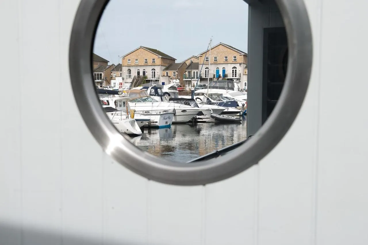 Rooms At Penarth Marina Cardiff United Kingdom